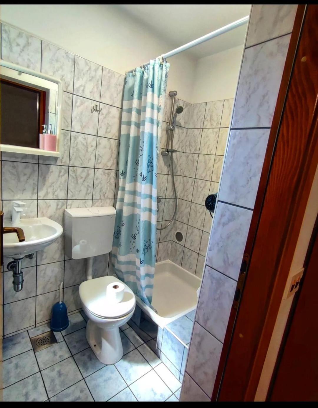 Manora Sucuraj 2 Bedroom Apartment Exteriér fotografie